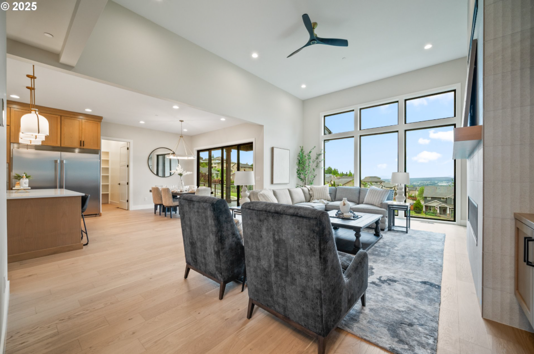UPSCALE NEW CONSTRUCTION IN CAMAS, WA